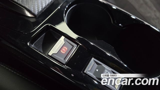 Peugeot 208 2023 — photo 15