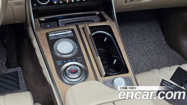 Genesis GV80 2021 — photo 12
