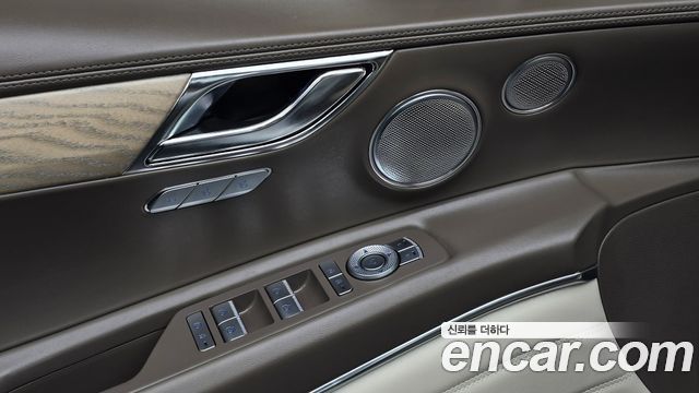 Genesis GV80 2021 — photo 26