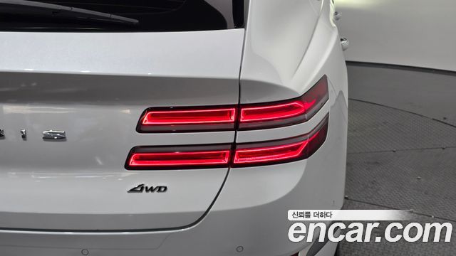 Genesis GV80 2021 — photo 9