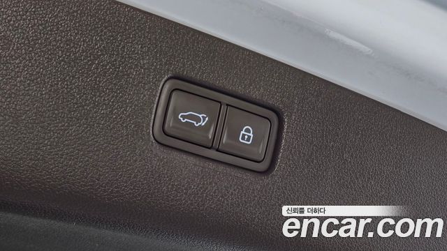 Genesis GV80 2021 — photo 32
