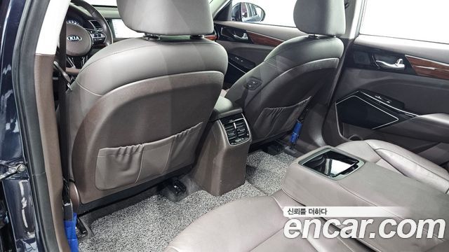 Kia K7 2016 — photo 27