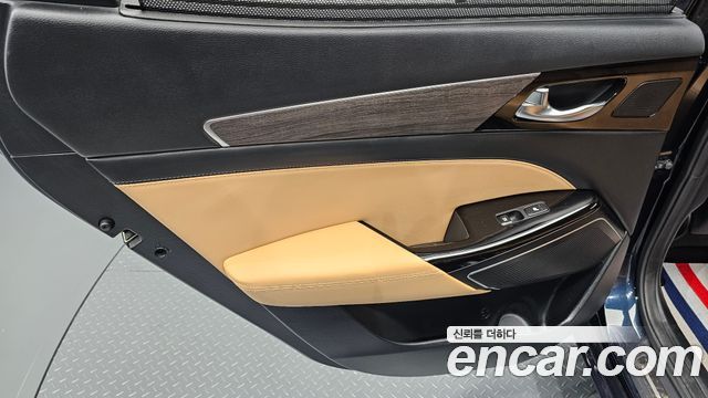 Kia K7 2020 — photo 15