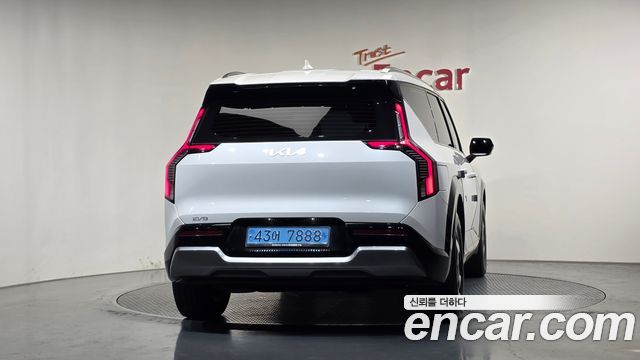 Kia EV9 2024 — photo 4