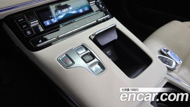 Hyundai Grandeur 2023 — photo 12