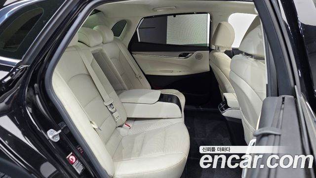 Hyundai Grandeur 2023 — photo 17
