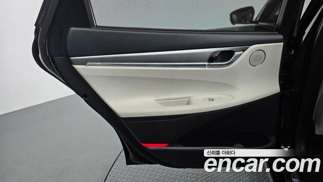 Hyundai Grandeur 2023 — photo 15