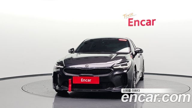 Kia Stinger 2018 — photo 3