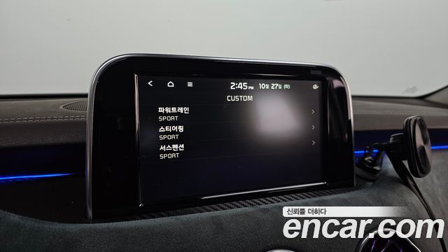 Kia Stinger 2018 — photo 23
