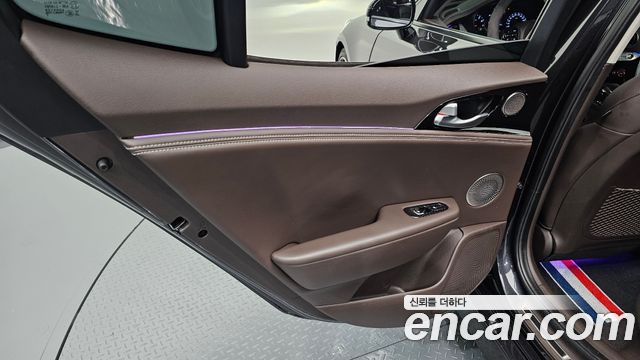Kia Stinger 2018 — photo 15