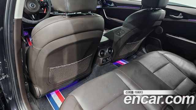 Kia Stinger 2018 — photo 28