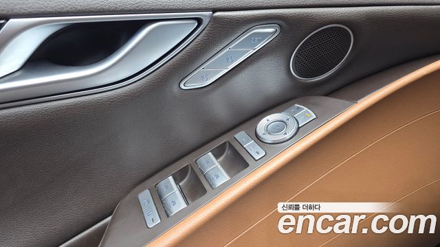 Genesis G80 2021 — photo 29