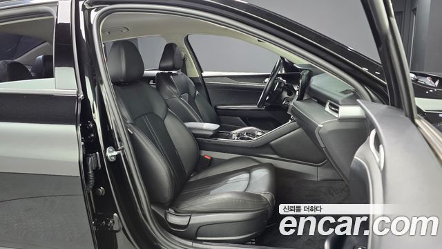Kia K5 2023 — photo 16