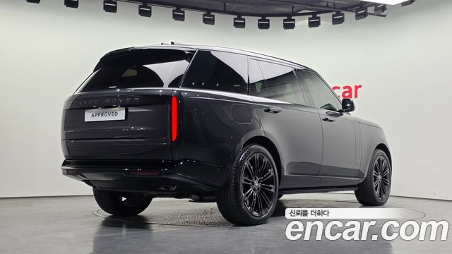Land Rover Range Rover 2025 — photo 2