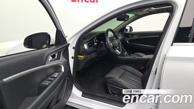Genesis G70 2020 — photo 13