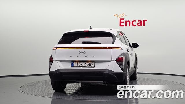Hyundai Kona 2023 — photo 4