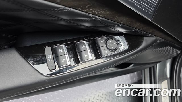 Kia K8 2023 — photo 31