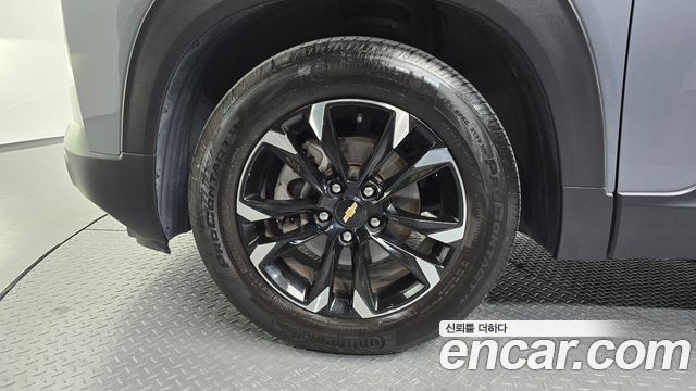 Chevrolet Korea Trailblazer 2022 — photo 5