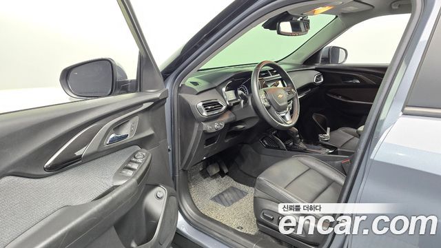 Chevrolet Korea Trailblazer 2022 — photo 13