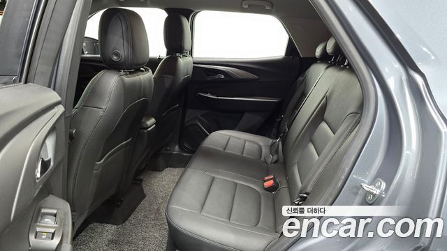 Chevrolet Korea Trailblazer 2022 — photo 17