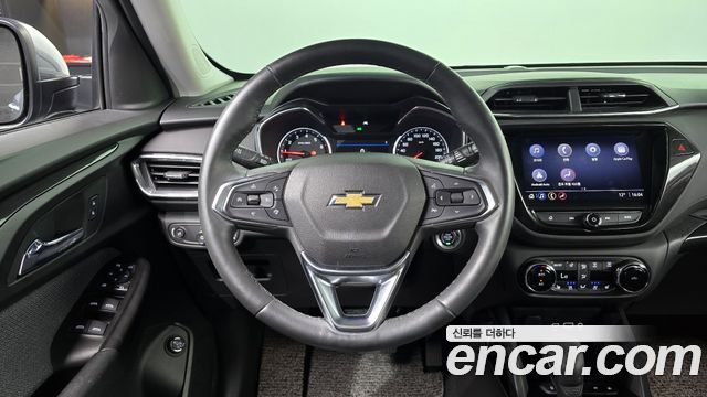 Chevrolet Korea Trailblazer 2022 — photo 18