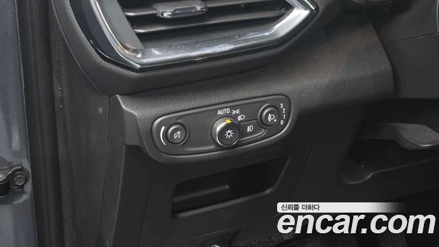 Chevrolet Korea Trailblazer 2022 — photo 19