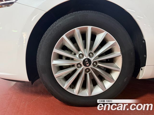 Kia K7 2016 — photo 5