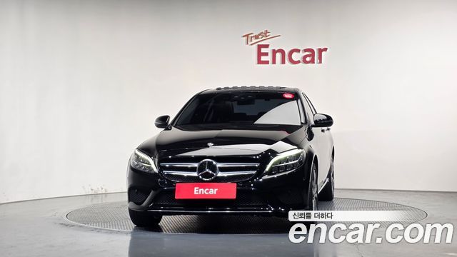 Mercedes-Benz C-Class 2020 — photo 3