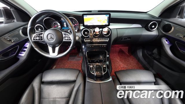 Mercedes-Benz C-Class 2020 — photo 7
