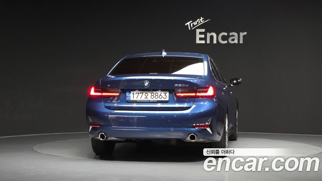 BMW 3-Series 2021 — photo 4