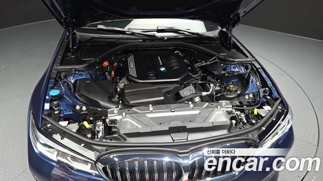 BMW 3-Series 2021 — photo 6