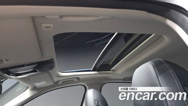 BMW 3-Series 2021 — photo 24