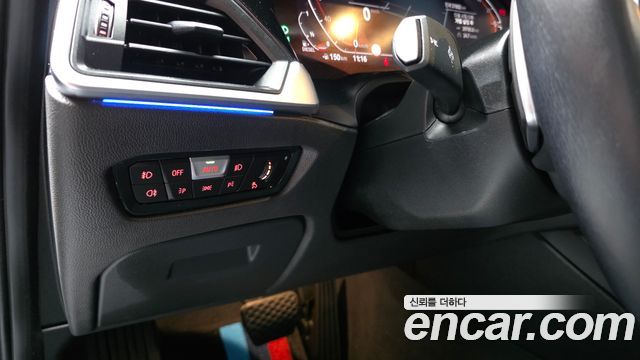 BMW 3-Series 2021 — photo 30