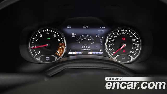Jeep Renegade 2021 — photo 11