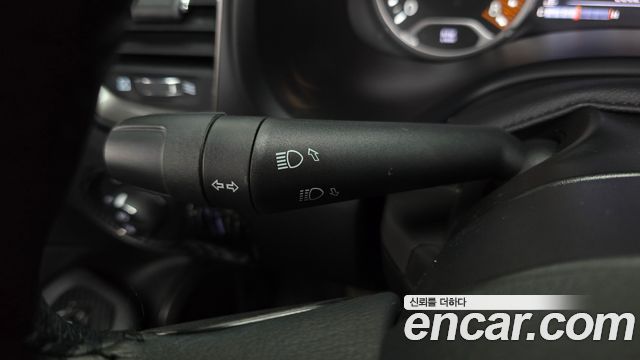 Jeep Renegade 2021 — photo 28