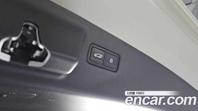 Hyundai Santafe 2024 — photo 25
