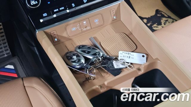 Hyundai Santafe 2024 — photo 28
