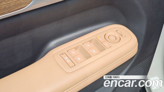 Hyundai Santafe 2024 — photo 29