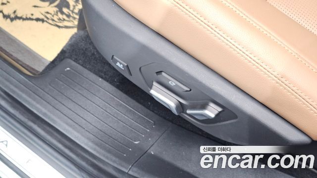 Hyundai Santafe 2024 — photo 30