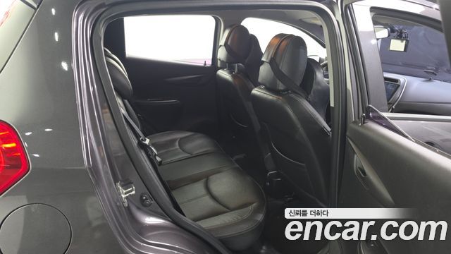 Chevrolet Korea Spark 2016 — photo 18