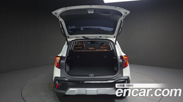 Kia Seltos 2023 — photo 24