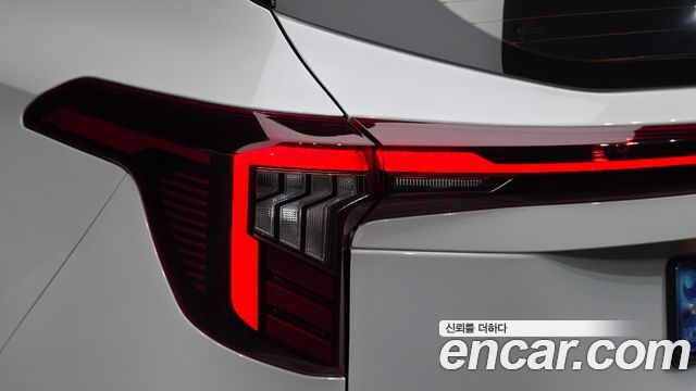 Kia Seltos 2023 — photo 9