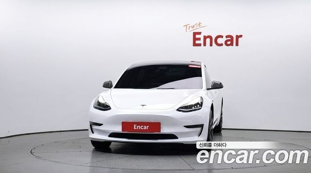 Tesla Model 3 2022 — photo 3