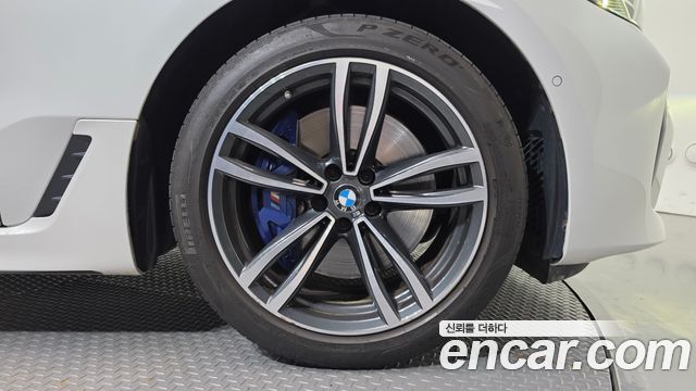 BMW Gran Turismo 2022 — photo 5