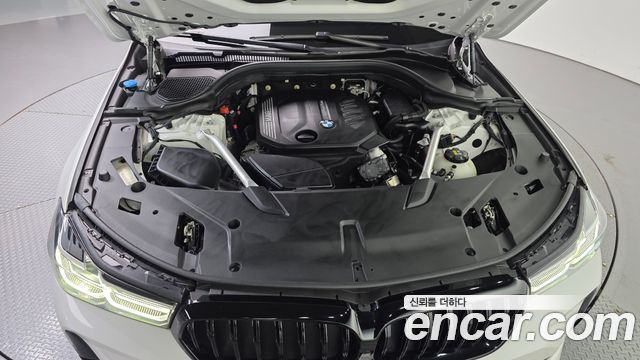 BMW Gran Turismo 2022 — photo 6