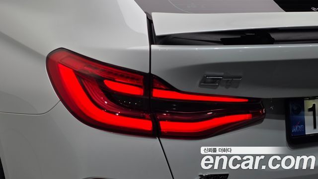 BMW Gran Turismo 2022 — photo 9