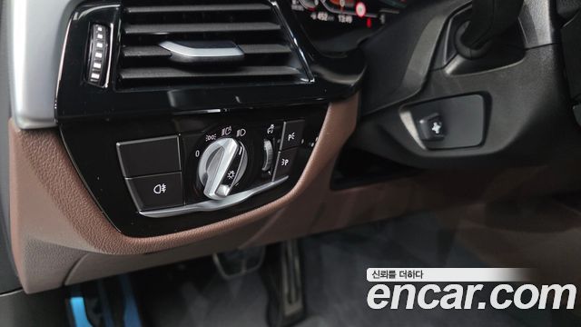 BMW Gran Turismo 2022 — photo 35