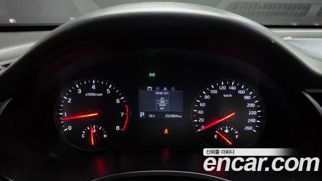 Kia K7 2016 — photo 11