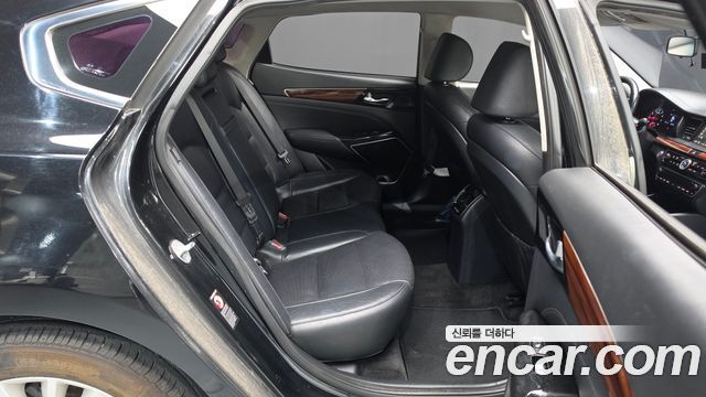 Kia K7 2016 — photo 17