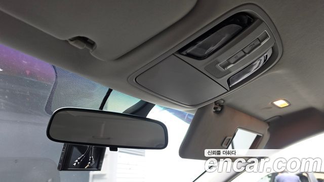 Kia K7 2016 — photo 25